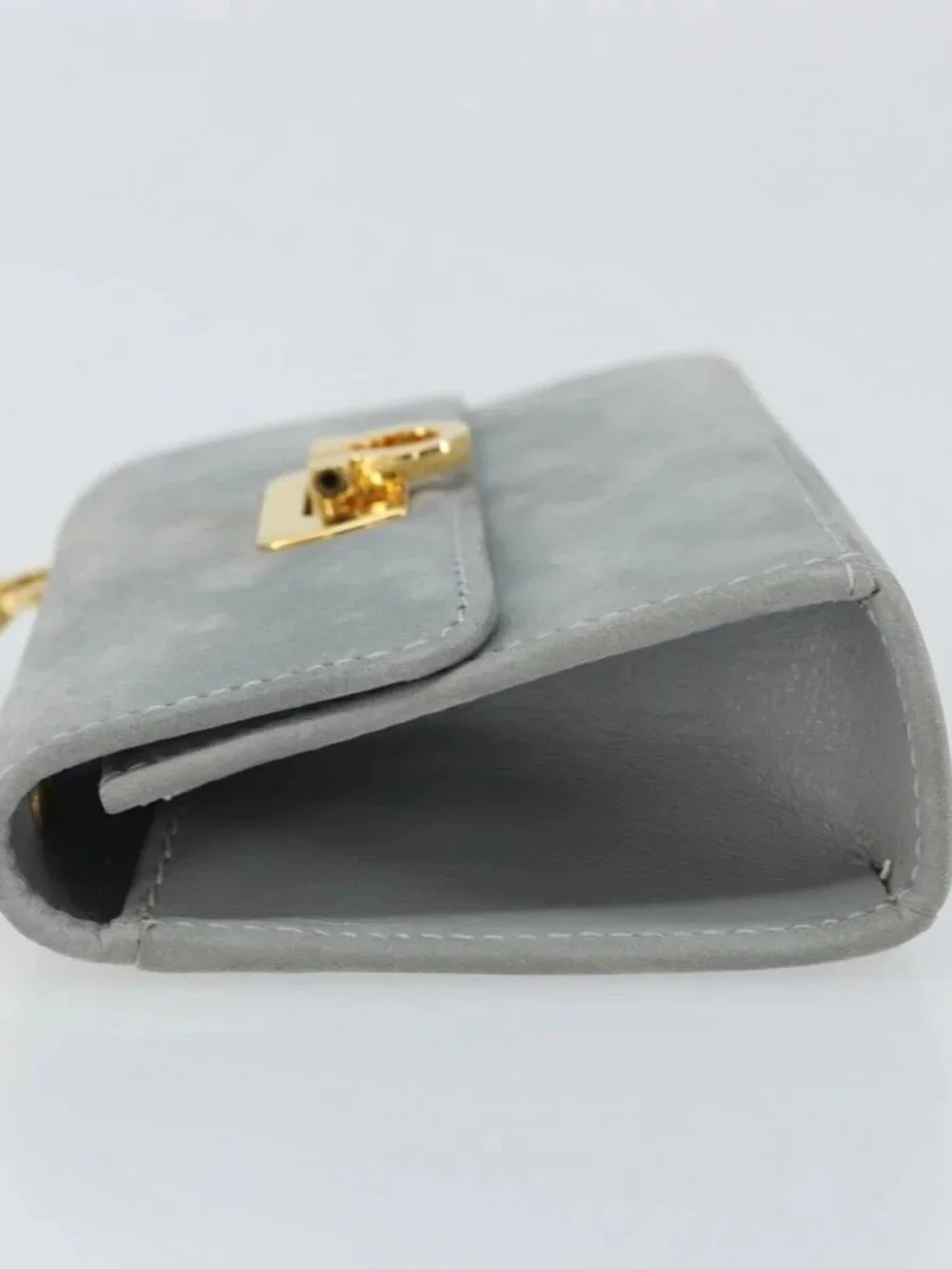 Salvatore Ferragamo Gancini Chain Shoulder Pouch Suede Gray Gold Auth 163100V